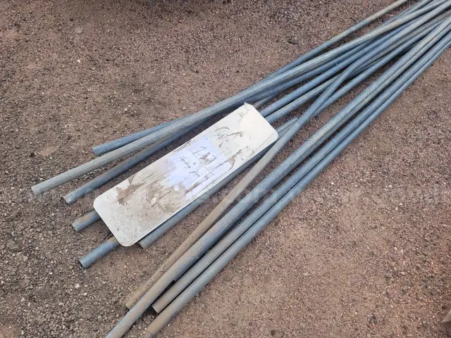 Lot of Metal Fencing Pipe approx 16&#x27; x 1 3/4&#x22;