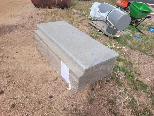 Diamond Plate Truck Toolbox