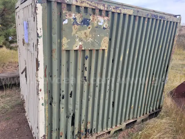 Army Shipping Container 6&#x27;x8&#x27;x6&#x27; Tall
