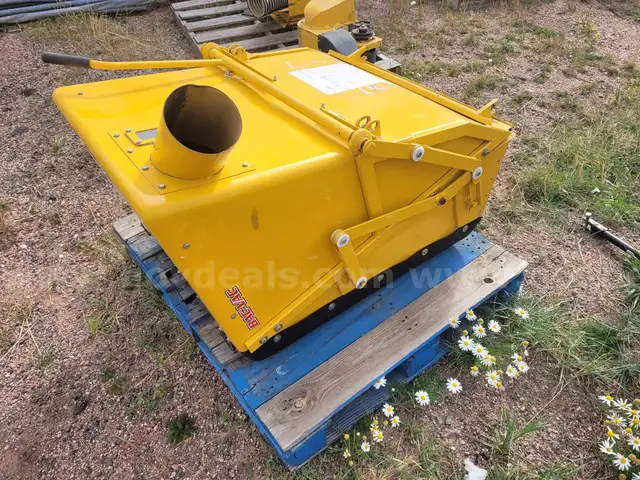 Bac-Vac Lawn and Debris Collection System