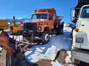 1986 International 1854 Dump Truck 4x4 with Plow