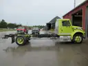 2000 International 4700 Cab &#x26; Chassis