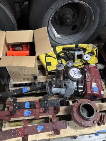 Pallet item assorted items