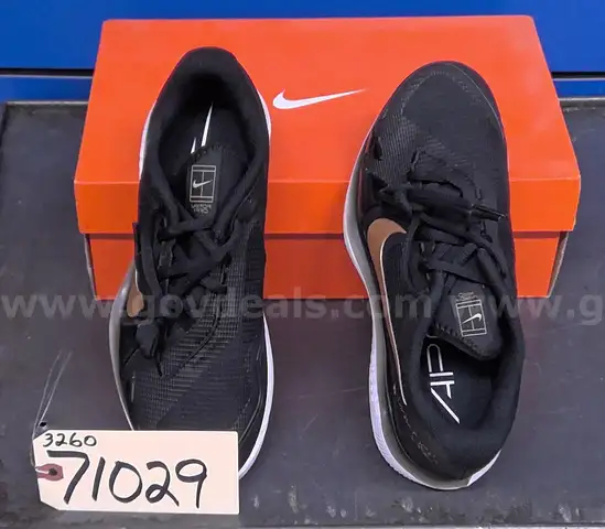 Women&#x27;s Sneakers