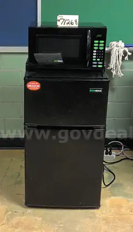 Mini Fridge &#x26; Microwave