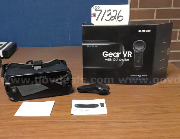Gear VR with Controller