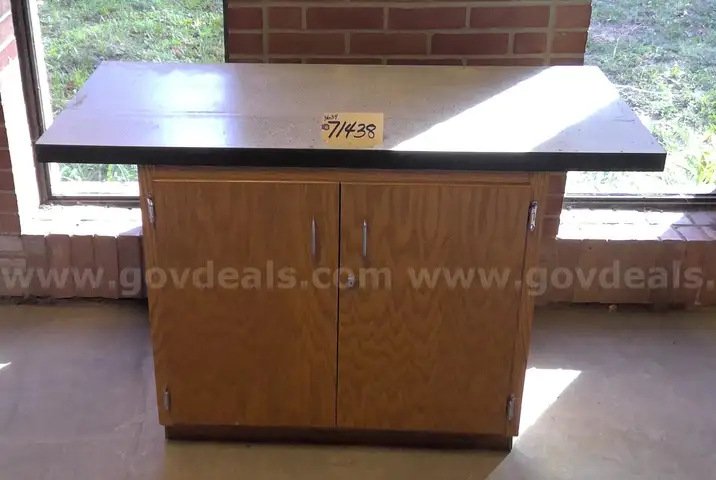 Base Cabinet