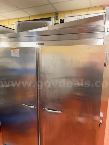 Industrial 2 Door Freezer