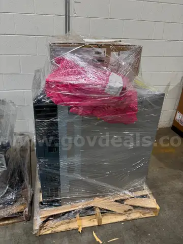 Lot of Cisco Network Switches