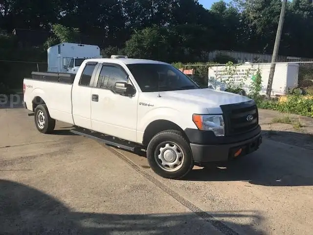 2014 Ford F-150 XL SuperCab 8-ft. Bed 4WD
