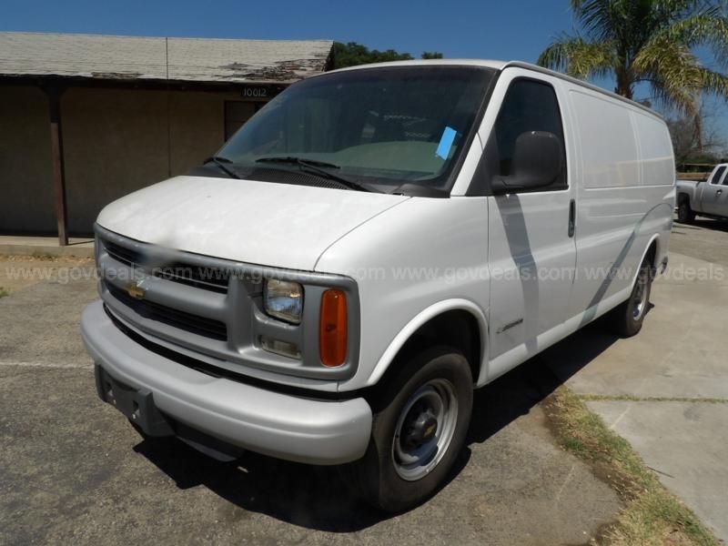 2000 chevy hot sale express 2500