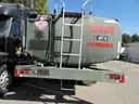1991 Oshkosh R-Series - 6,000 gallon tanker