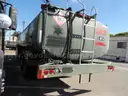 1991 Oshkosh R-Series - 6,000 gallon tanker