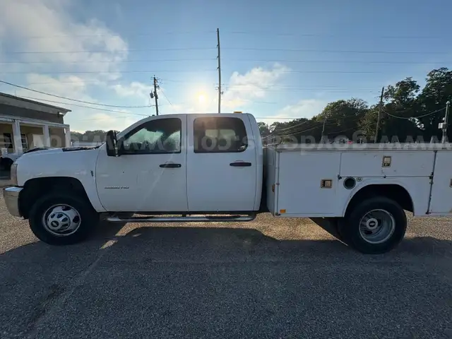 2012 Chevrolet Silverado 3500HD Work Truck Crew Cab 2WD