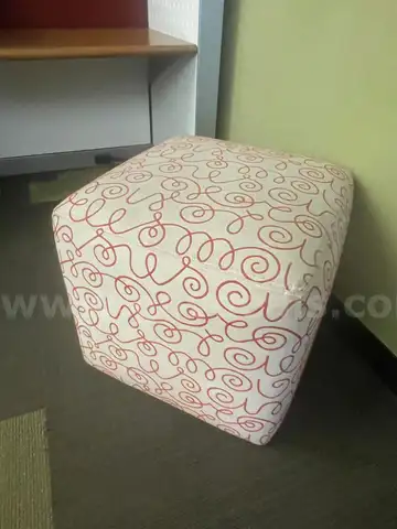 Ottoman square cream