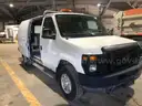 2010 Ford E350 (1852)
