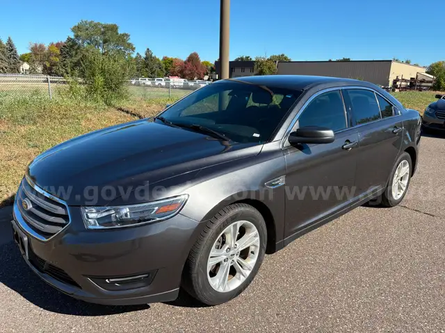 2016 Ford Taurus SEL AWD