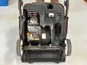Toro Power Clear 621 R Snow Blower (lot #1)