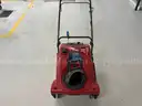 Toro Power Clear 621 R Snow Blower (lot #2)