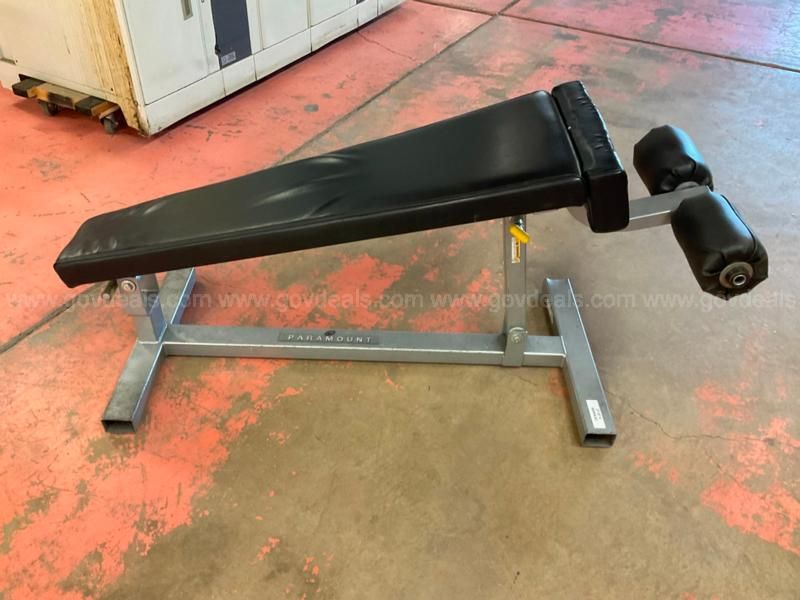 Paramount best sale adjustable bench