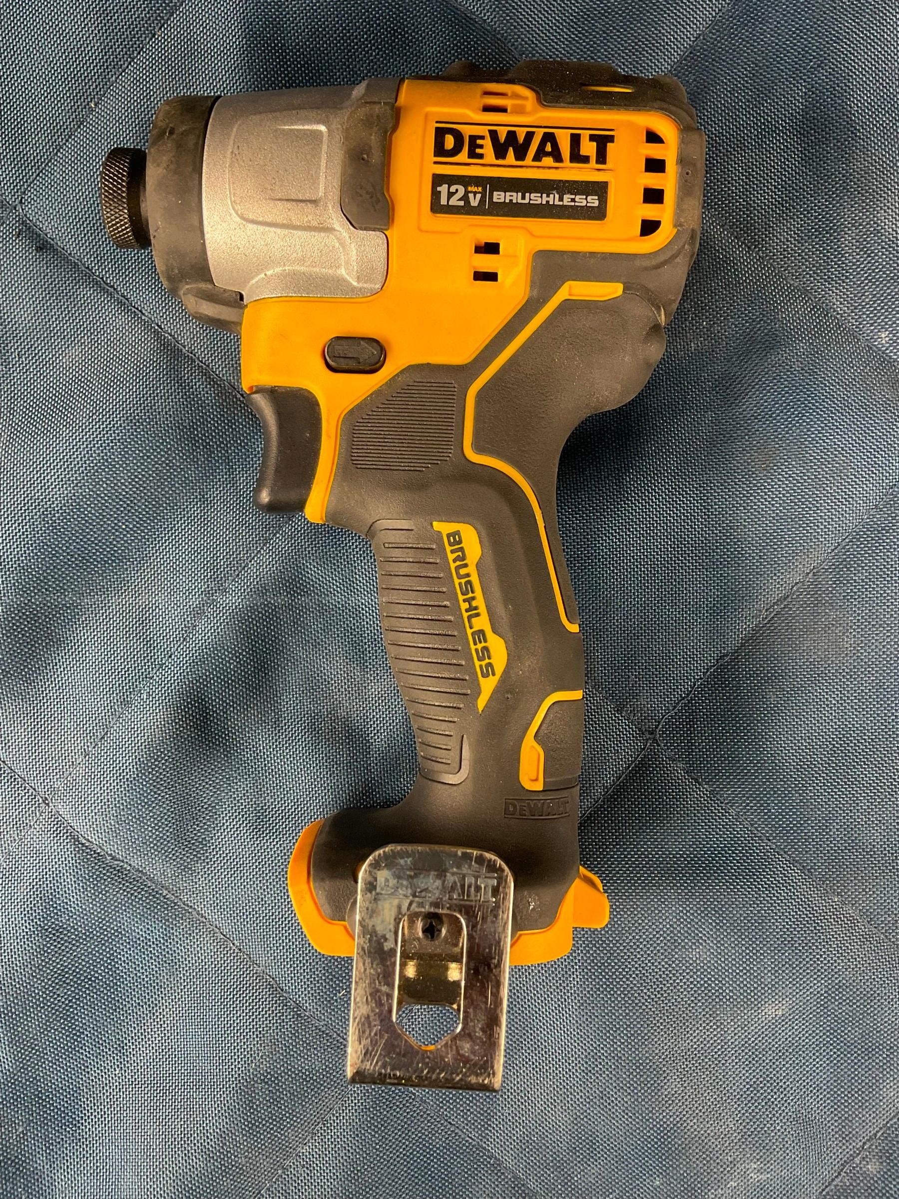 Dcf801 impact driver hot sale