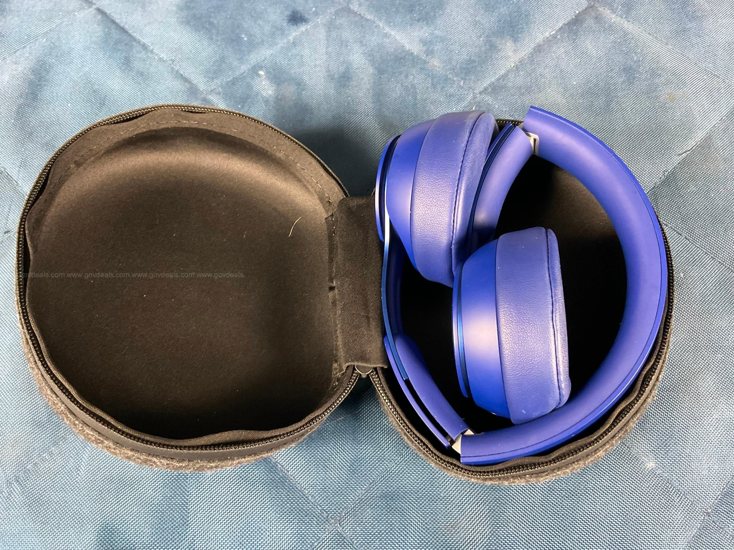 Beats solo pro online case