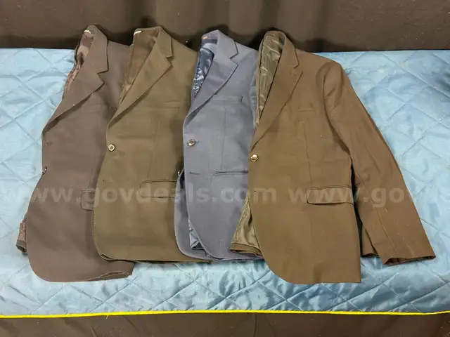 4 - Fashion Suit Jackets Labeled: C&#x26;A Slim Fit 54, Calvin Klein 36R,  Suit Shop Stretch - 42R &#x26; Missoni Unknown Size