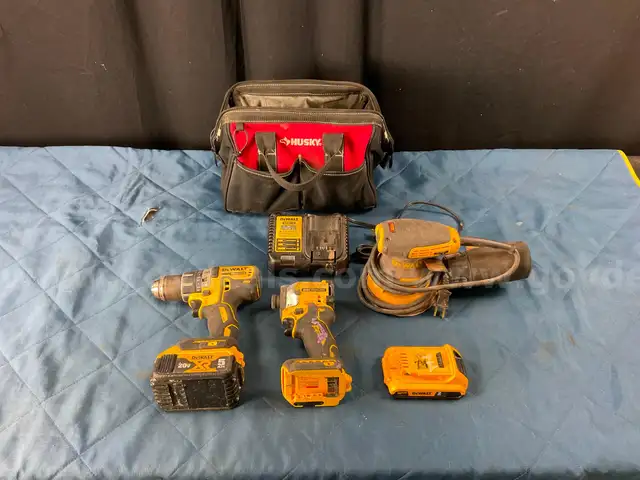 Husky Tool Bag with 3 - DeWalt Power Tools and 1 - Charger, All Power On