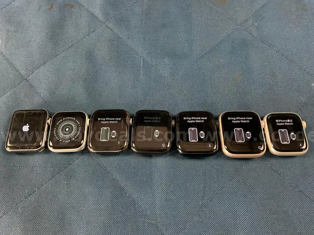 7 - Apple Watches (User-Locked) Series 3 to 9, All Power On