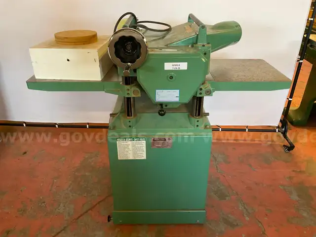 General Industrial Planer on Wheels, Model 30-125CEM1 With 3HP 220V Single Phase Motor &#x26; Accessories