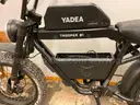Yadea Trooper 01 Class 2 Electric Bicycle (Powers On With Battery &#x26; Charger), CT 17&#x22;