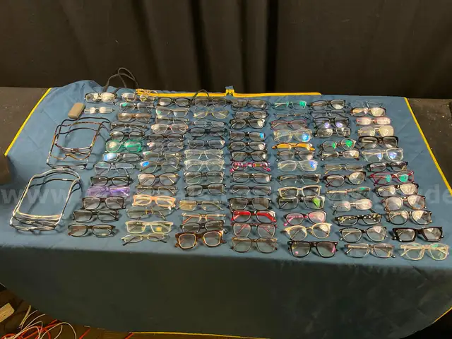 100 - Reading Glasses
