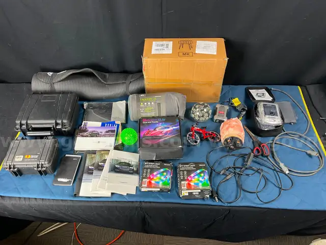 Box of Misc Lost &#x26; Found Items