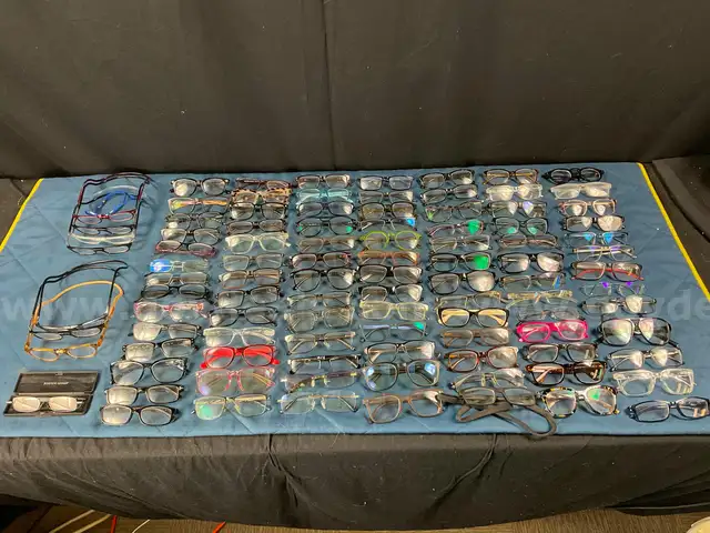 100 - Reading Glasses