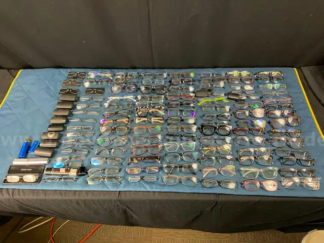 100 - Reading Glasses