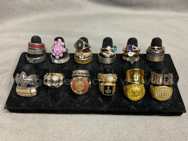 30 - Costume Rings
