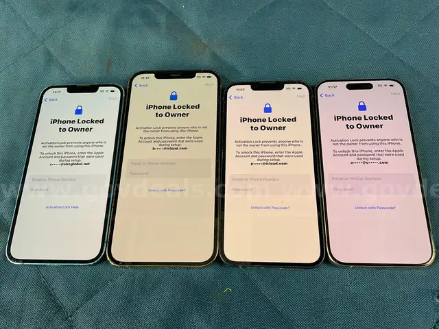 4 - Apple Cell Phones (User Locked)