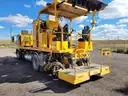 2013 UD UD3300K Paint Striper Truck