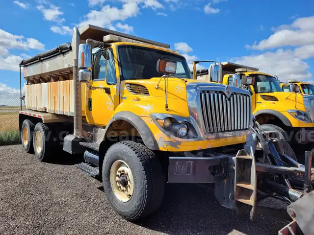 2013 International 7500 SFA 6x4 Truck w/ Monroe Combo Spreader &#x26; 12&#x27; Plow