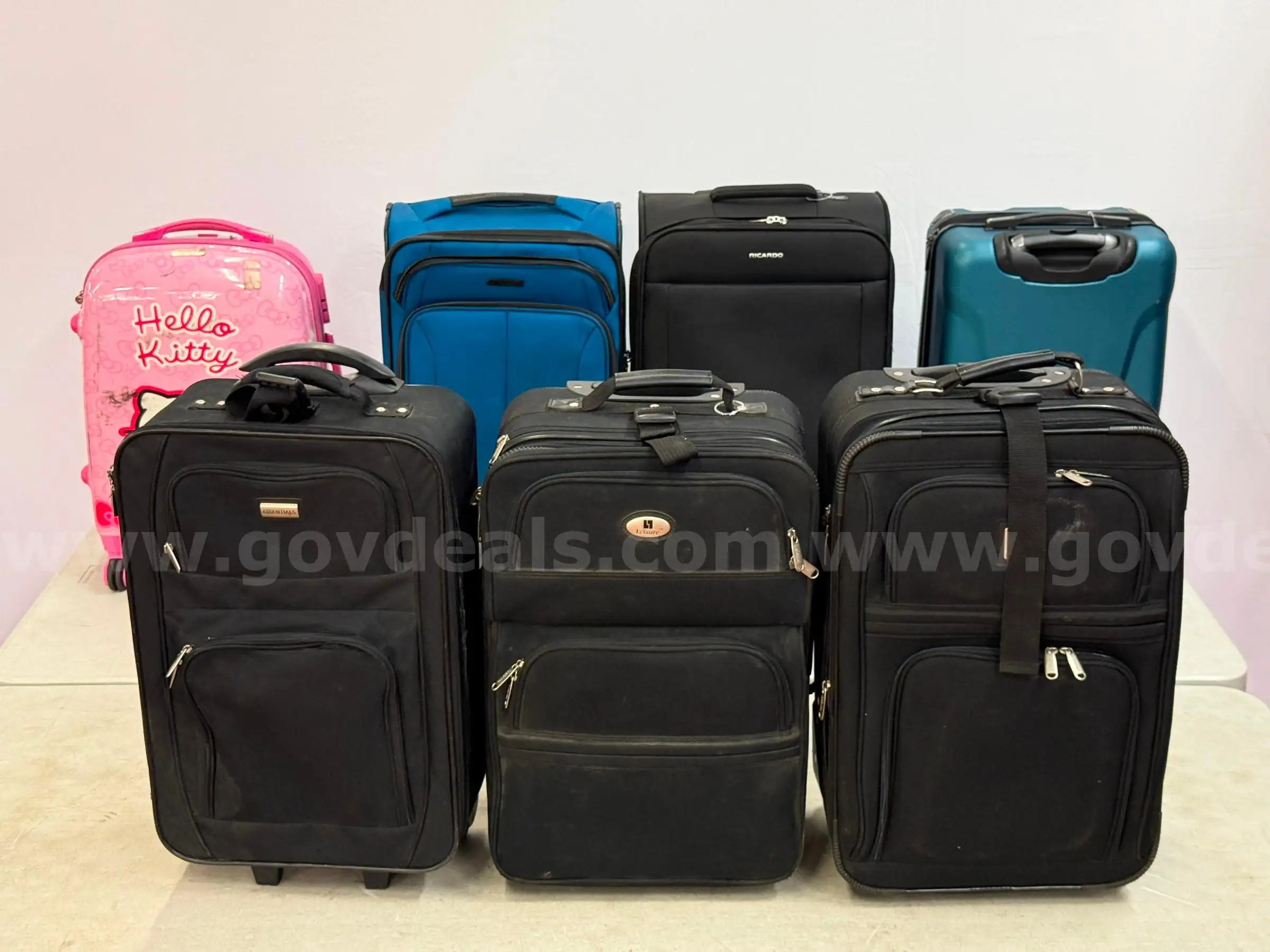 Luggage Auction Unclaimed Baggage Store Atlanta Suitcase Tumi Us