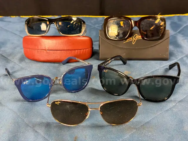 5 - Fashion Sunglasses Labeled as Maui Jim (2 - With Cases)