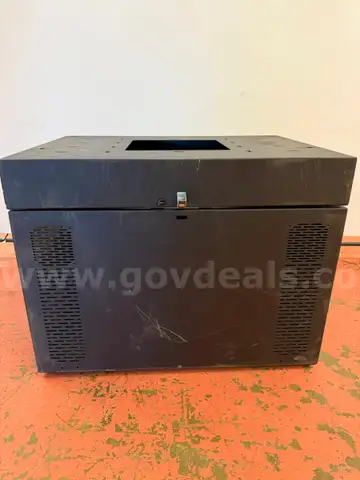 Middle Atlantic Data Wall Cabinet, Model: CWR-18-26PD (Unlocked, Key Not Included)
