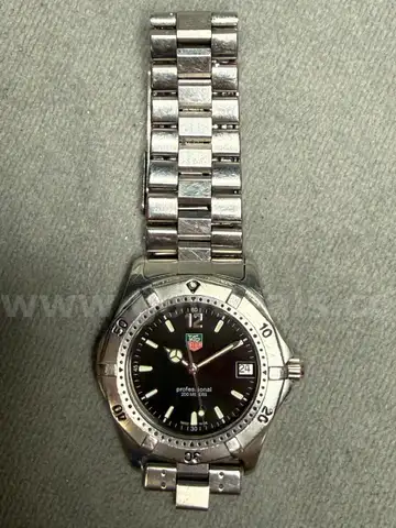 Tag Heuer Professional Watch (Damaged Band, Scratched Dial/Band)