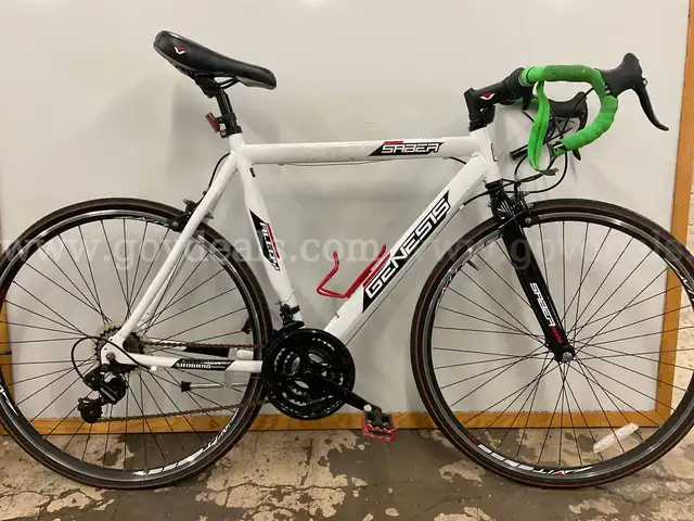 Genesis 700C Men's Saber Bicycle, CT 22"