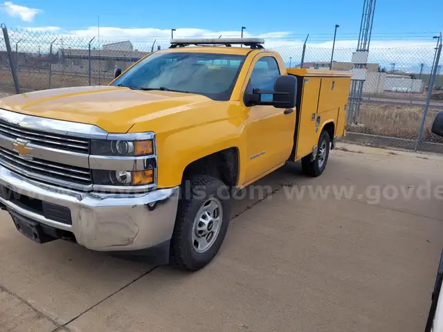 2016 Chevrolet Silverado 2500HD 4WD Utility Truck (CNG Only)