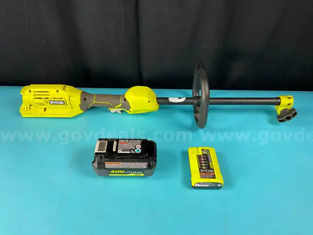 Ryobi 40V Expand-It Power Head Model RY4006VNM with 4ah Battery Model OP40401 and Charger Model OP403, All Power On