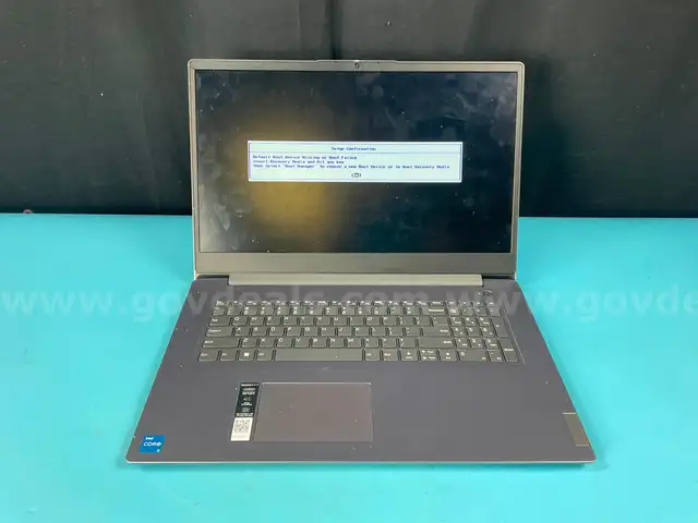 Lenovo IdeaPad 3 Laptop Model 17IAU7, Powers On