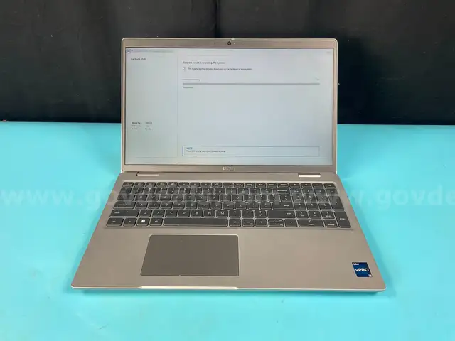 Dell Latitude Laptop Model 5530, Powers On (Some Wear and Tear)