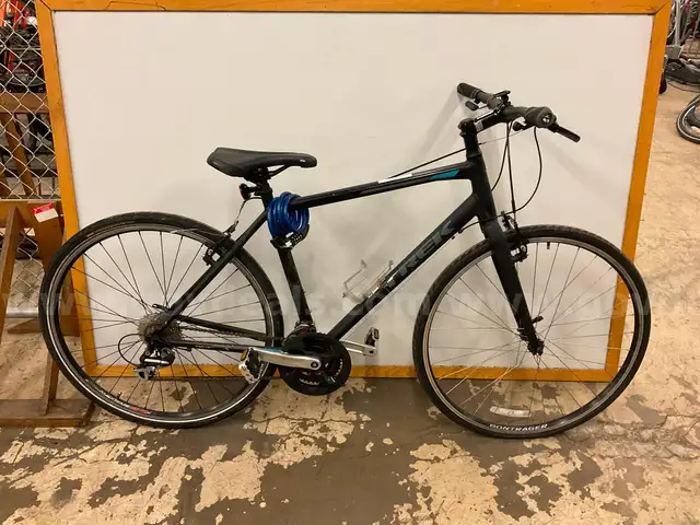 Trek FX2 Bicycle, CT 20"