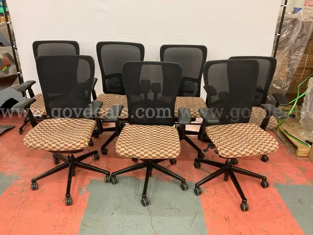 7 - Haworth Zody Mesh Rolling Office Chairs, Dimensions: 29" x 29", Height Adjustable